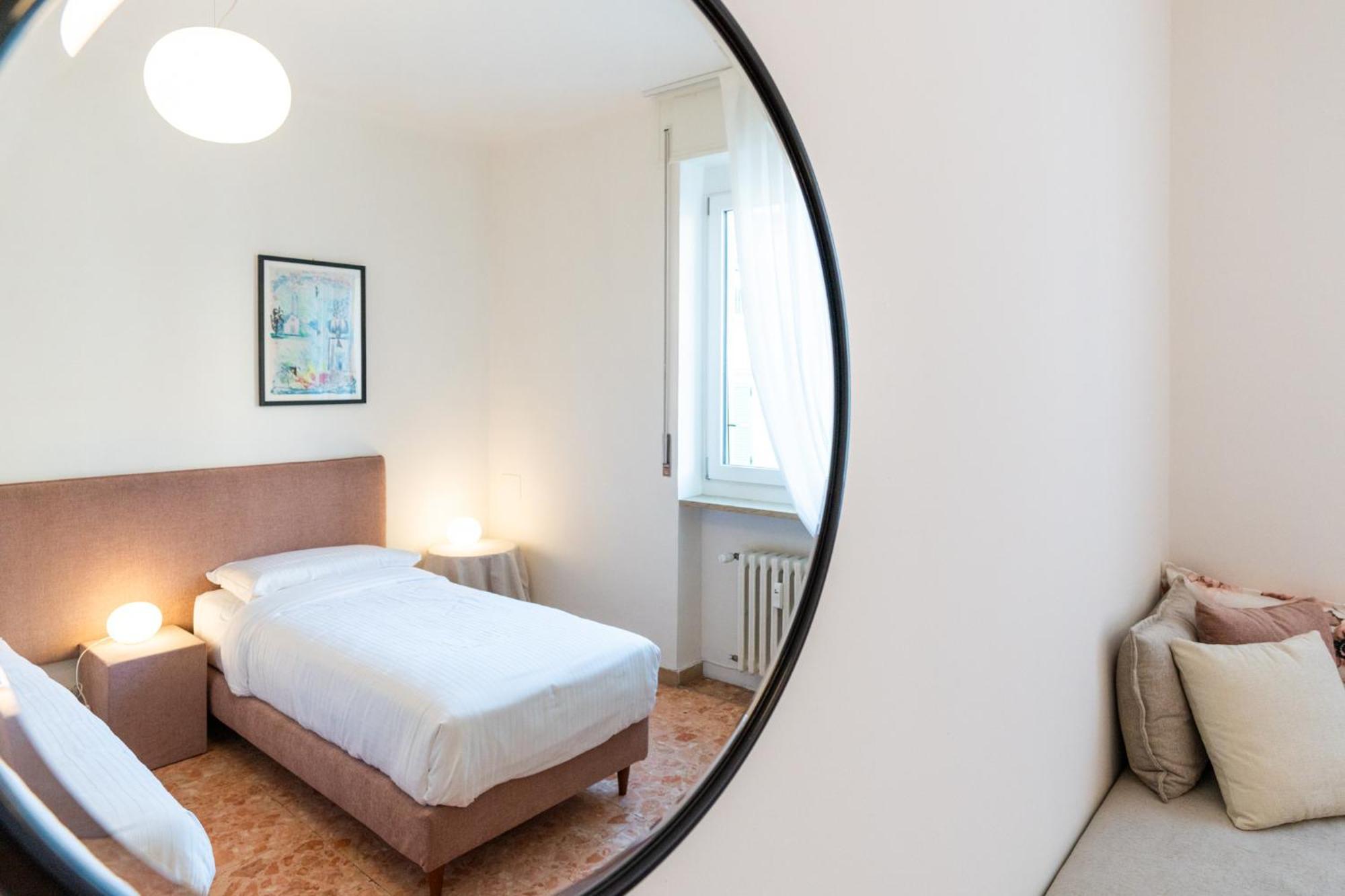 Domus Verona - Elegante Residenza Con Affaccio Su Porta Leoni Room photo